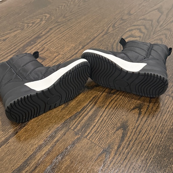 Polo by Ralph Lauren Harlee Fleece-Lined EZ Boot Size 11 - Picture 5 of 5